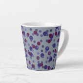 Tasse Latte Baies, points violets et violets (Angle droit)