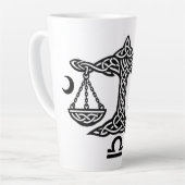 Tasse Latte Balance celtique de la Balance par BurnsInHell (Angle gauche)