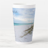 Tasse Latte Bateau De Mer Et Plage De Sable Blanc Matin Derniè (Devant)