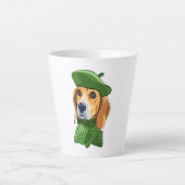 Tasse Latte Beagle de chien en vert béret français (Devant)