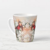 Tasse Latte Beaux oiseaux cardinaux et fleurs (Angle gauche)