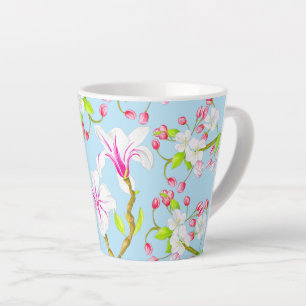 Tasse Latte Belle Ressort sur une petite boue en latte (M, C)