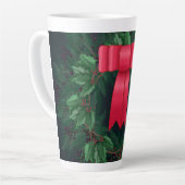 Tasse Latte Berries de Noël et Branches de pin Wreath (Angle gauche)