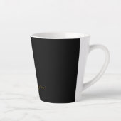 Tasse Latte Black Gold Modern Script Girl Monogramme Nom (Droite)