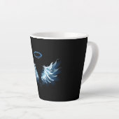 Tasse Latte Blue Glowing Angel Wings on black background (Angle droit)