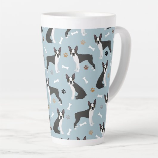 Tasse Latte Boston Terrier Bones and Paws (Angle droit)