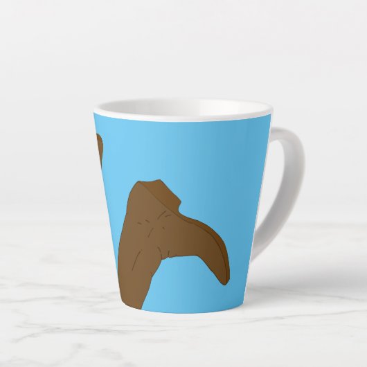 Tasse Latte Bottes Cowboy sur Arrière - plan bleu clair (Angle droit)