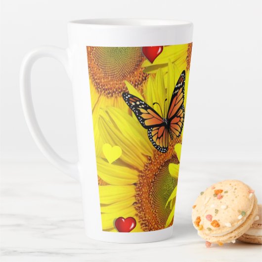 Tasse Latte Boue en latte de papillon de tournesol (En situation)
