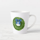Tasse Latte Boxwood Wreath with Blue Bow Ceramic (Droite)