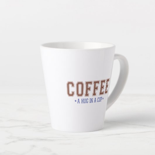 Tasse Latte Café : Un câlin dans une Varsité de coupe Letter M (Angle droit)