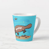 Tasse Latte Caricature de natation de Cute platypus (Angle droit)