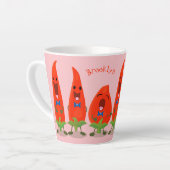 Tasse Latte Caricature de piments chantants mignons (Angle gauche)