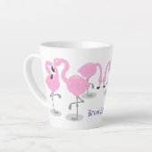 Tasse Latte Caricature en trio flamand rose mou (Angle gauche)