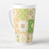 Tasse Latte Carreaux ornés en vert et jaune (Angle gauche)