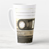 Tasse Latte Cassette Compacte Ancienne Rétro Vintage (Angle gauche)