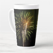 Tasse Latte Célébration de vacances de feux d'artifice verts e (Angle gauche)