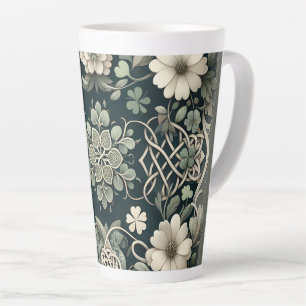 Tasse Latte Charme floral du trèfle celtique