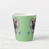 Tasse Latte Chat siamois en croûte cardiaque. Musique verte la (Devant)