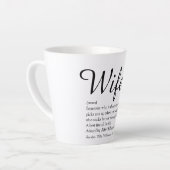 Tasse Latte Chic Script Wife Définition Noir et blanc amusant (Angle gauche)