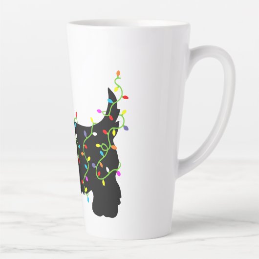 Tasse Latte Chien écossais de Noël avec lumières (Droite)