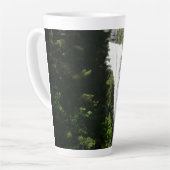Tasse Latte Chutes vernales II dans le parc national Yosemite (Angle gauche)