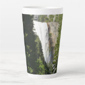 Tasse Latte Chutes vernales II dans le parc national Yosemite (Devant)