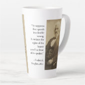 Tasse Latte Citation de la censure de Frederick Douglass (Angle droit)