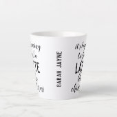 Tasse Latte Citation de Noël Ça commence à ressembler (Devant)