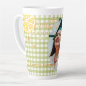 Tasse Latte Citron Gingham fraîchement diplômé (Angle gauche)