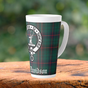 Tasse Latte Clan Davidson Crest Badge et Tartan personnalisabl