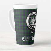 Tasse Latte Clan Leslie Crest Badge et Tartan (Angle gauche)