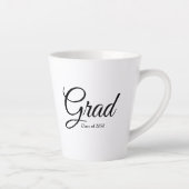 Tasse Latte Classe Grad de 2024 noir blanc script personnalisé (Droite)