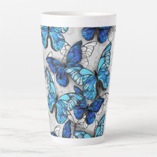 Tasse Latte Composition des White and Blue Butterflies