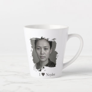 Tasse Latte Conception de coup de pinceau pour votre image et