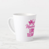 Tasse Latte Confident High Standards Saying (Angle gauche)