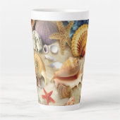 Tasse Latte Coques de mer sur la plage (Devant)