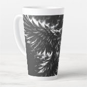 Tasse Latte Corbeau gothique – par BurnsInHell (Angle gauche)