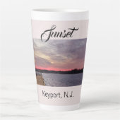 Tasse Latte Coucher de soleil au Pier Keyport NJ (Devant)