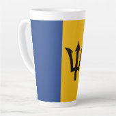 Tasse Latte Couverture totale du drapeau Bajan barbare  (Angle gauche)