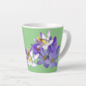 Tasse Latte Crocus violets avec tonneau vert clair d'abeille (Angle droit)