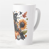 Tasse Latte Crow Whimsical avec Citrouilles et tournesols (Angle droit)