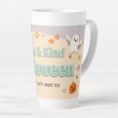 Tasse Latte 🧡 ✨ “Cute & Kind Halloween” Collection 🎃🌿 (Angle droit)