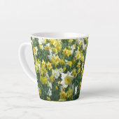 Tasse Latte Daffodiles Fleurs de printemps Champ Blanc Latte M (Angle gauche)