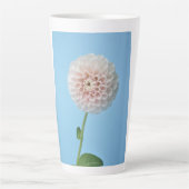 Tasse Latte Dahlia pompom sur fond bleu (Devant)