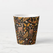 Tasse Latte Dans les bois / Cerf d'automne sur noir (Devant)