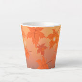 Tasse Latte Design d'automne avec feuilles d'érable et effet b (Devant)