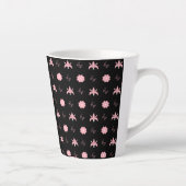 Tasse Latte Design Motif élégant noir et rose (Droite)