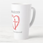 Tasse Latte Dieu Est Amour. (Angle droit)