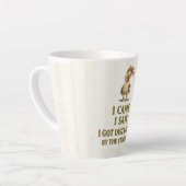 TASSE LATTE DISTRAIT PAR LES POULES -  (Angle gauche)