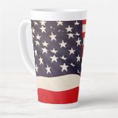 Tasse Latte Drapeau De L'Amérique (Angle gauche)